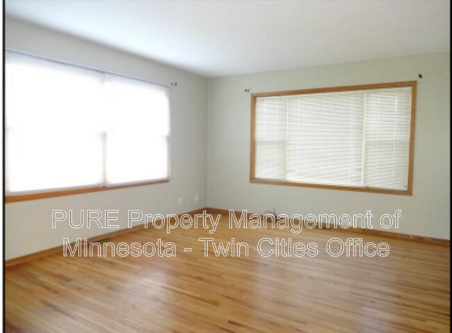 Foto del edificio - 1319 6th St S