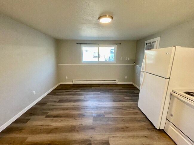 Foto del edificio - Beautifully Updated 1-Bedroom