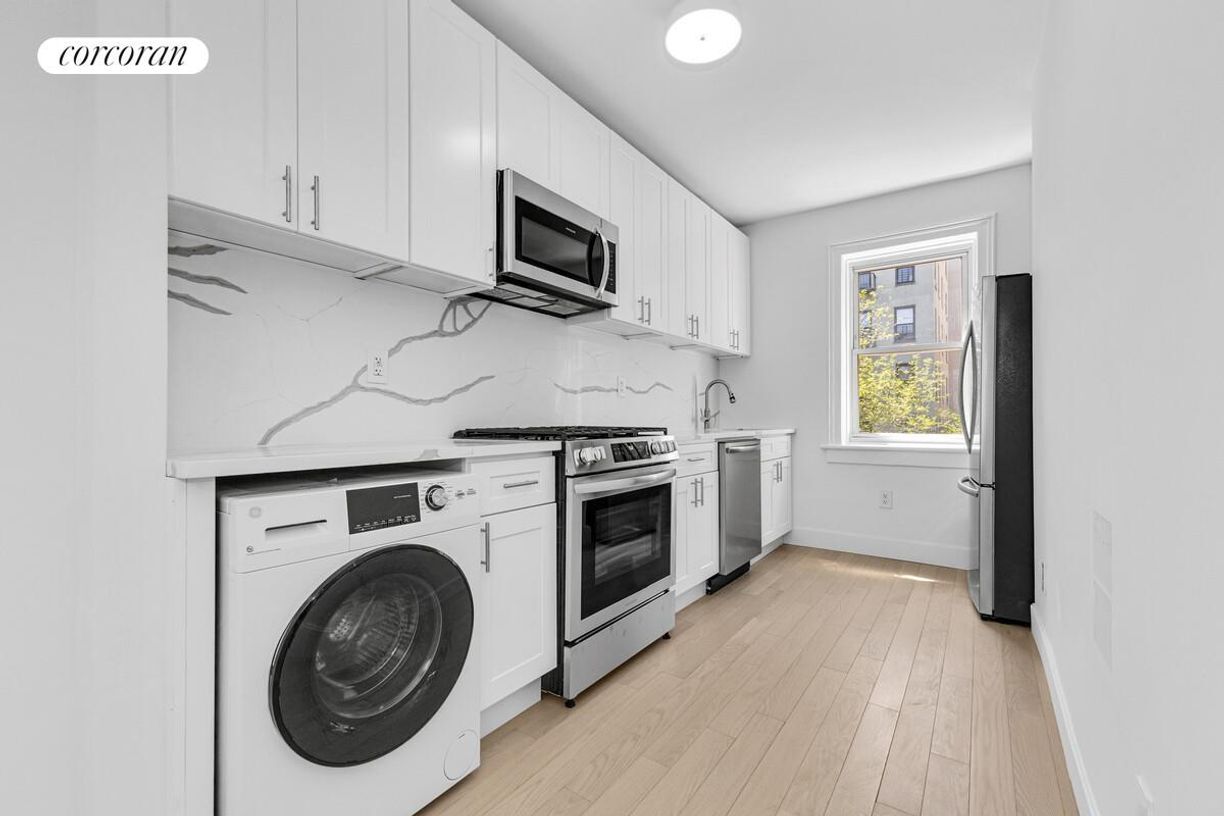 Foto del edificio - 1050 Sterling Pl