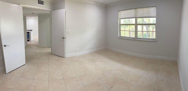 Foto del edificio - 1508 SE Royal Green Cir