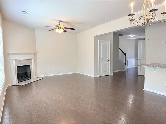 Foto del edificio - 1033 Haley Wds Ln