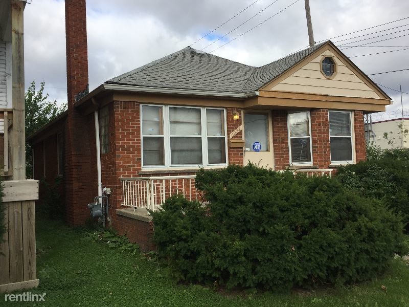 Primary Photo - 3 br, 1 bath House - 6923 Greenview