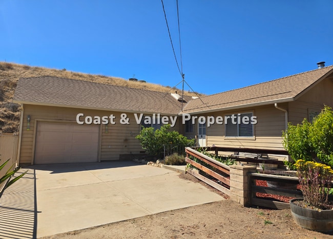 Building Photo - Beautiful Chualar Canyon Home for RENT!!!