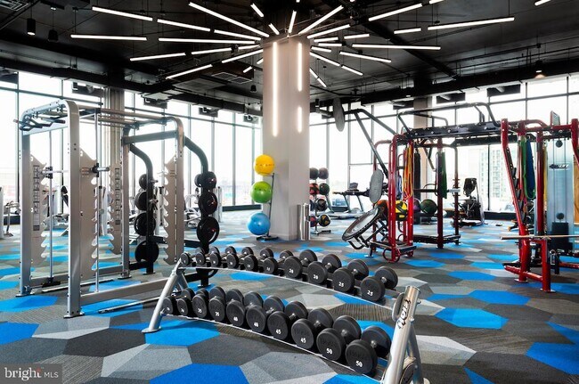 Building Photo - 30 N 23rd St