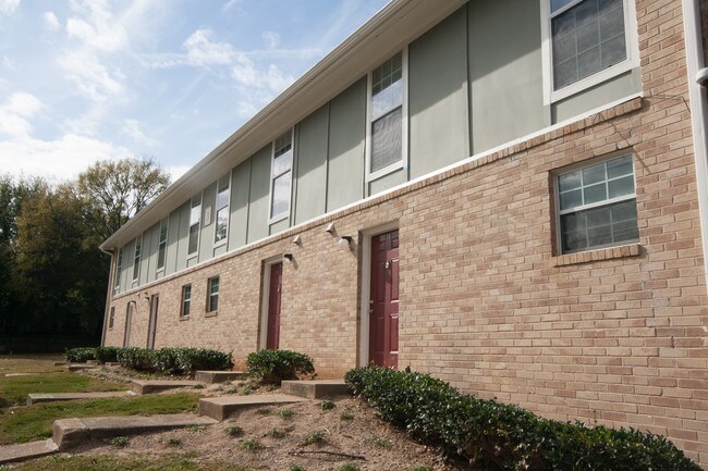 Lakeview Apartment Homes Stone Mountain Ga Apartments Com