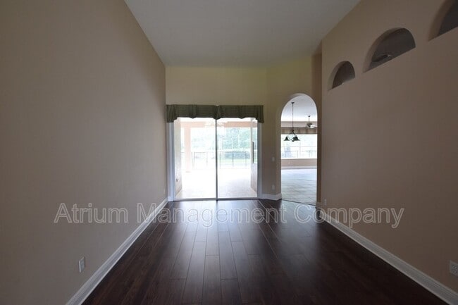 Building Photo - 1036 Shadowmoss Cir