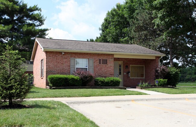 Southpoint Village Apartments Apartments Columbus, OH