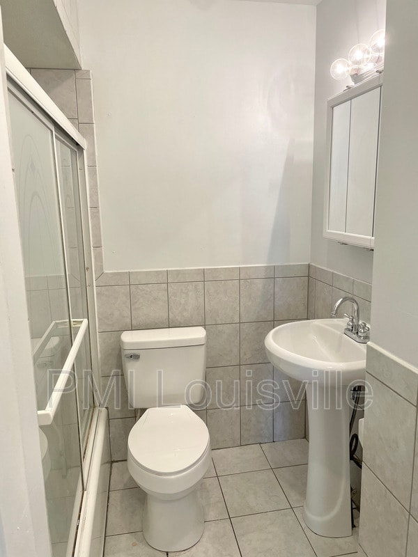 Building Photo - 107 N 28th St