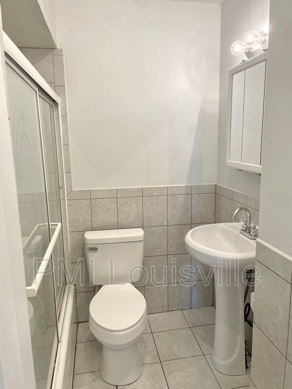 Foto del edificio - 107 N 28th St