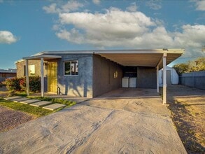 Building Photo - 174 W Borrego St