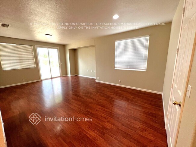 Foto del edificio - 2475 Independence Trail