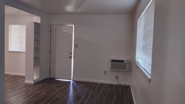 Foto del edificio - 5630 53rd St