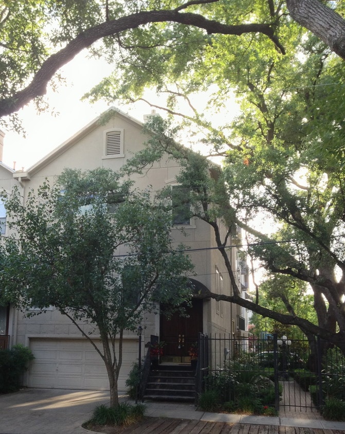 6501 Pickens St, Houston, TX 77007 Townhome Rentals in Houston TX