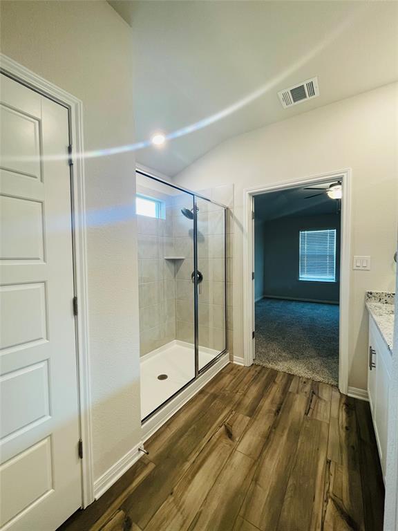 Foto del edificio - 13724 Heartland Dr