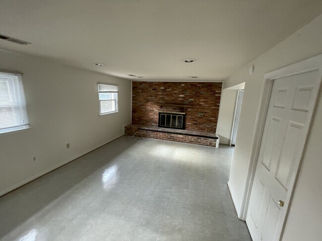 Building Photo - 2652 Falmouth Ct