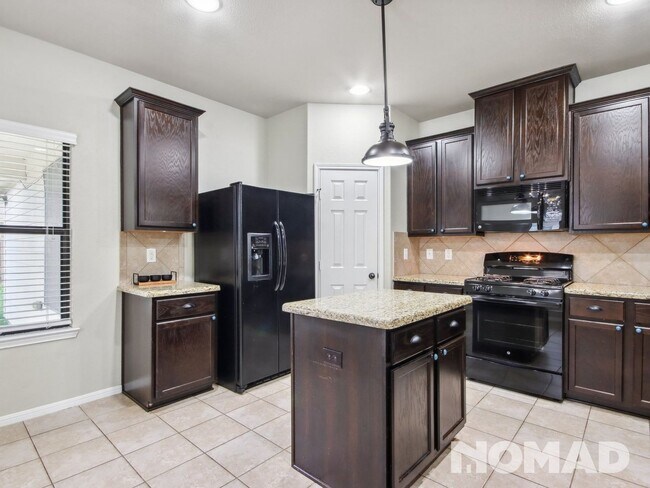 Foto del edificio - 2331 Grey Reef Dr