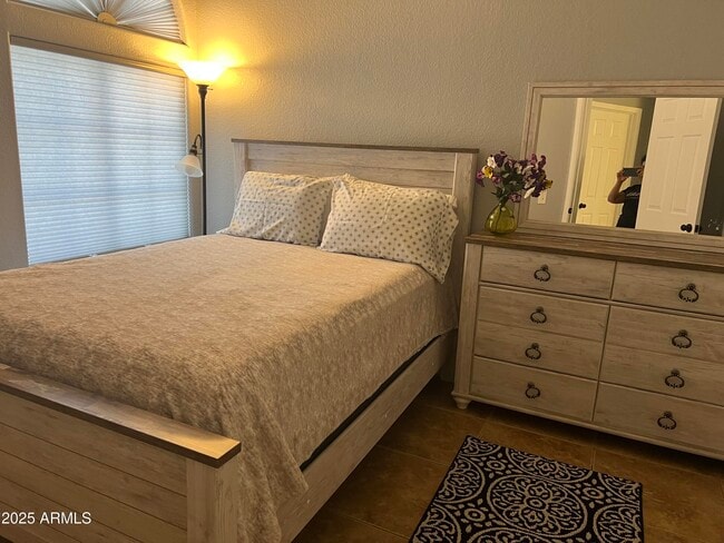 Building Photo - 255 S Kyrene Rd