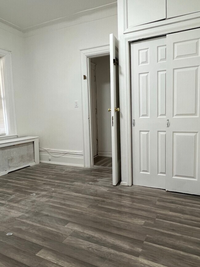 Foto del edificio - 2250 84th St