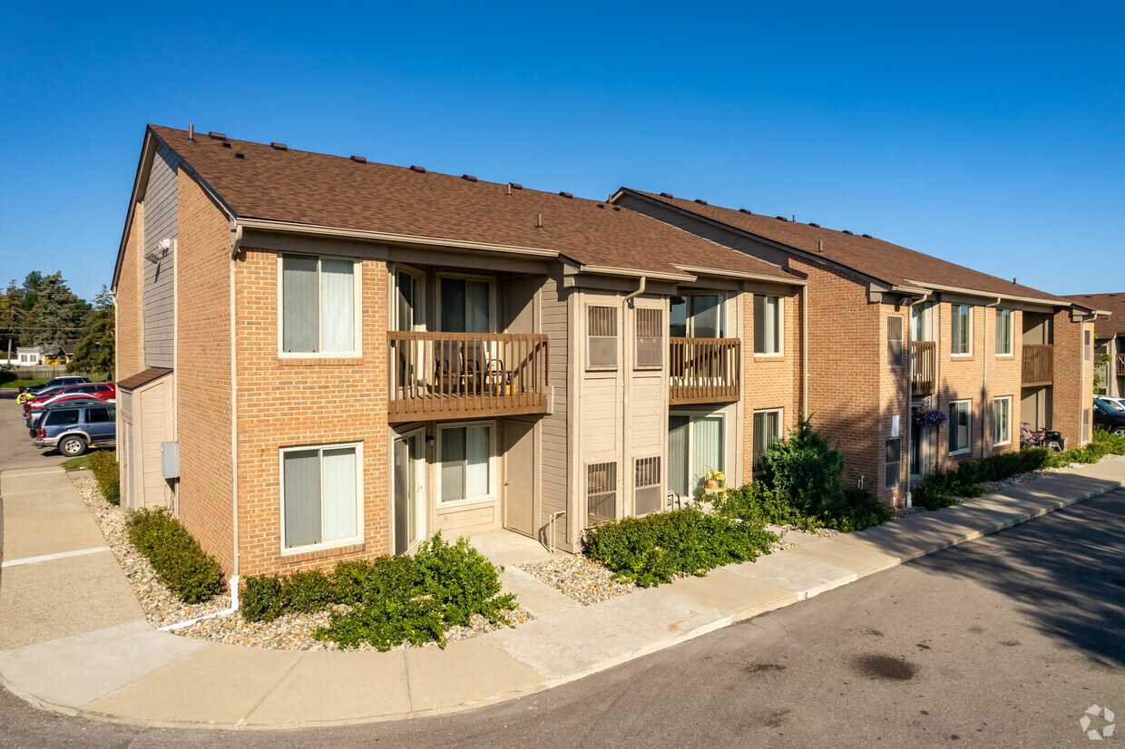 Primary Photo - Warren Village Apartments