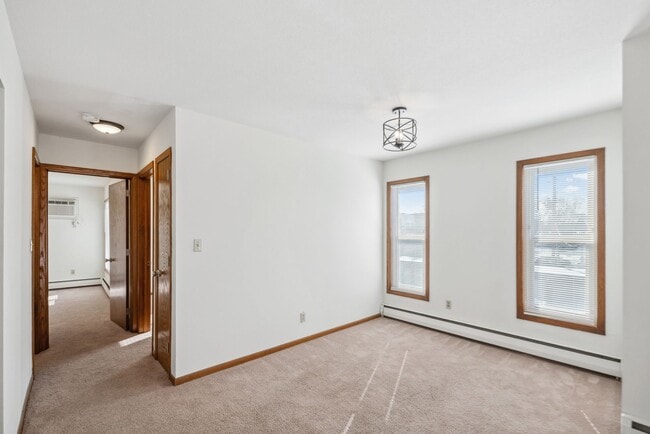 Interior Photo - Rose Mall Apartments