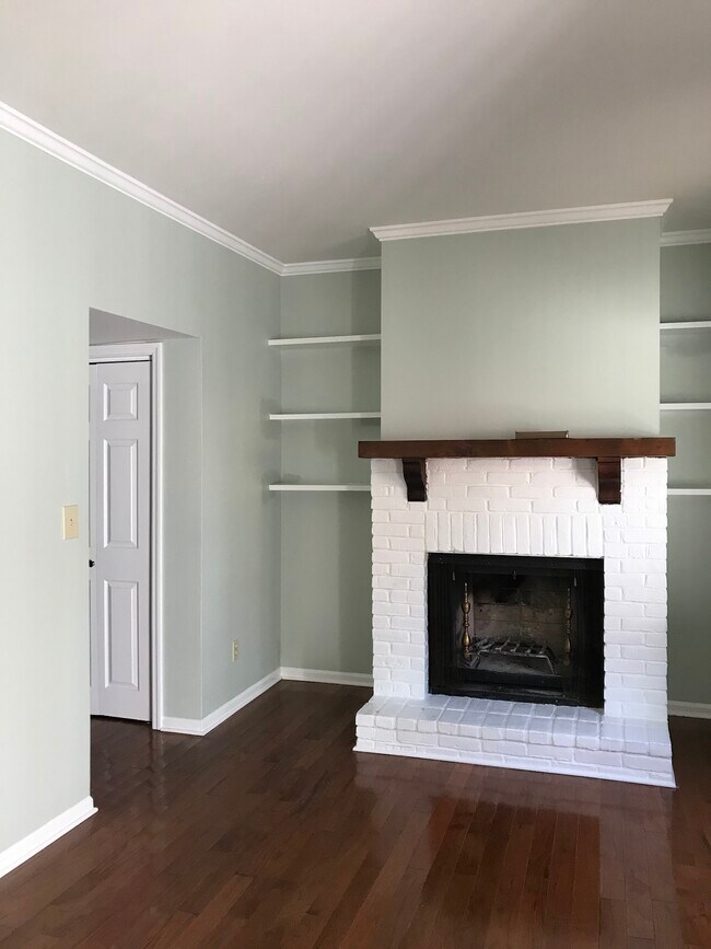 Foto del edificio - 1294 Gray Hawk Rd