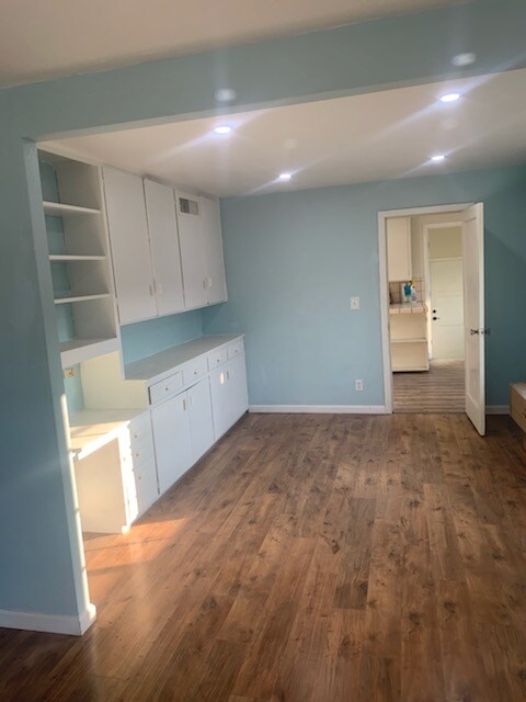 Foto principal - 747 F St