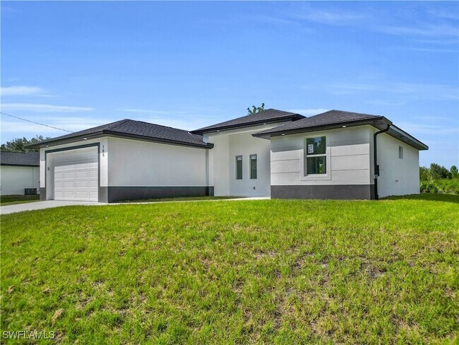 Building Photo - 100 W 11th St