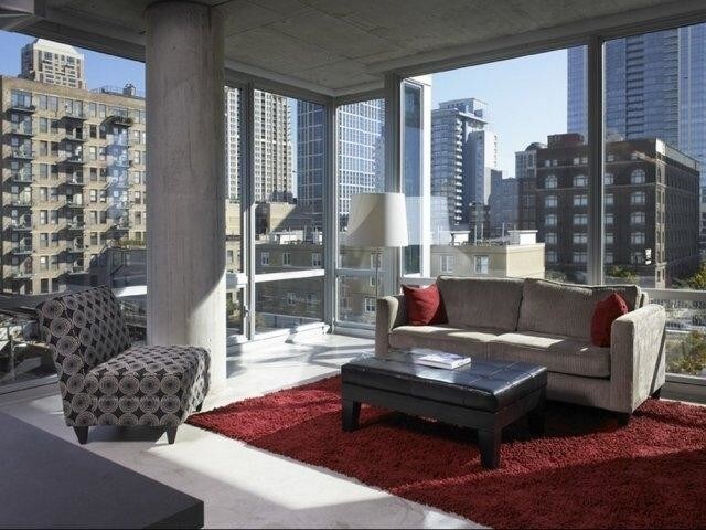Foto del edificio - 1411 S State St
