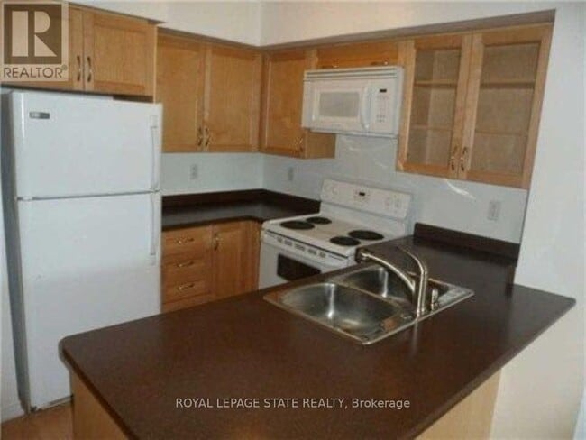 Photo du bâtiment - 2772 Keele St