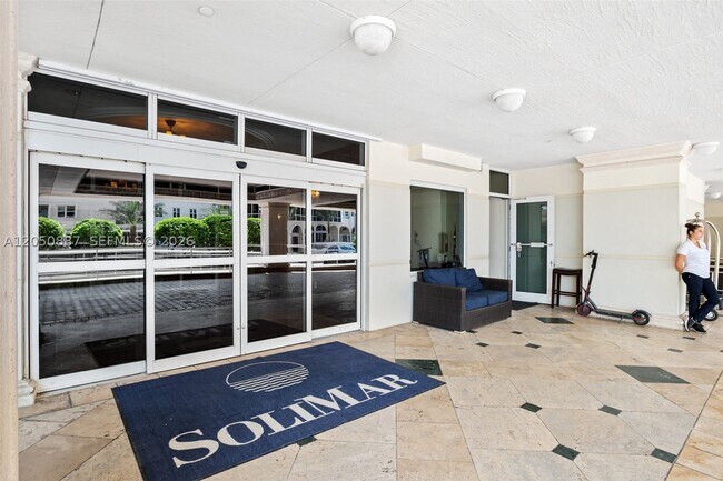 Foto del edificio - 9595 Collins Ave