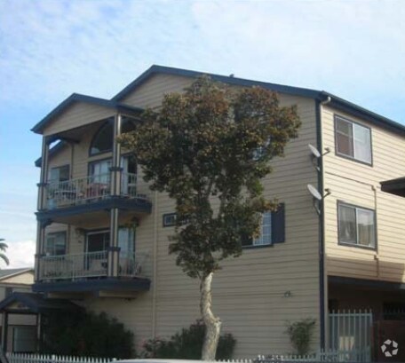 Building Photo - 1624 Sherman Pl