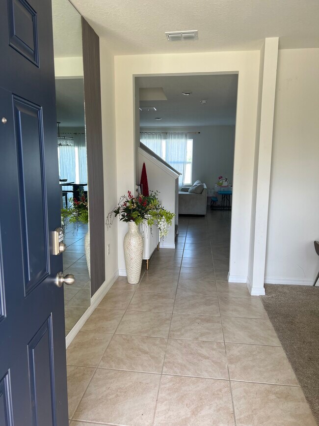 Photo - 2520 Tulip Dr House