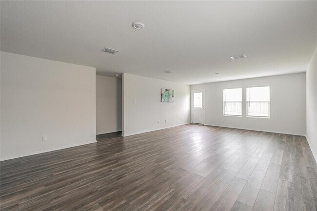 Foto del edificio - 1705 Avery Pointe Dr