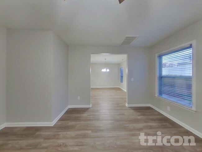 Foto del edificio - 3616 Crowders View Dr