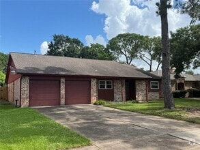 Building Photo - 16407 Havenhurst Dr