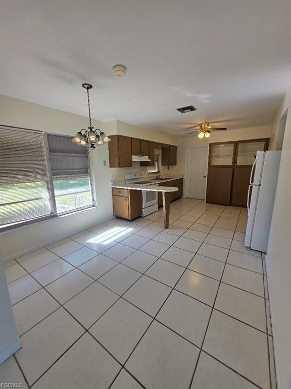 Building Photo - 1512 Huntdale St E