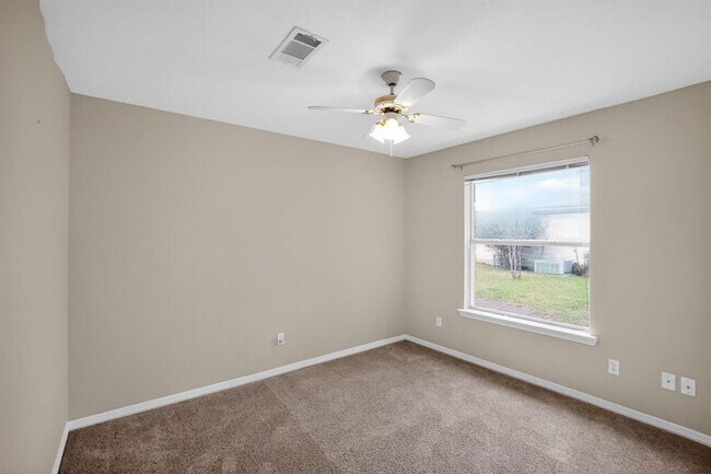 Foto del edificio - 3001 Parker Dr