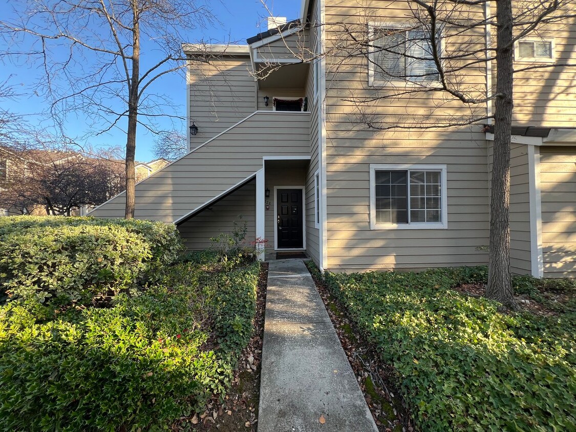 Foto principal - Great opportunity to rent this fabulous to...