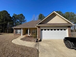 Building Photo - 226 Ora Ln