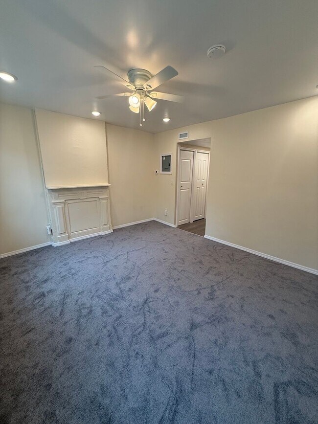 Foto del edificio - 186 N Miller St