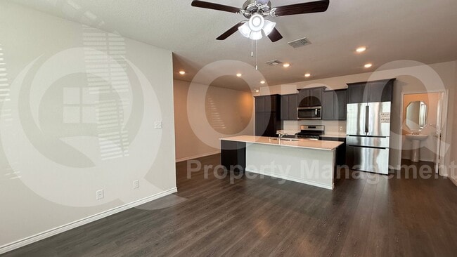Building Photo - 2141 Steer Creek Pl