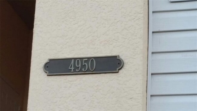 Building Photo - 4950 Ava Pointe Dr