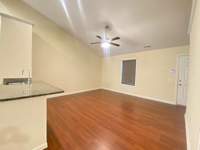Building Photo - 158 R C Buck Dr