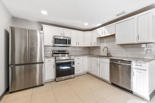 Foto del edificio - 957 Harrison Ave