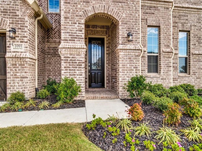 Building Photo - 1091 Belknap Way