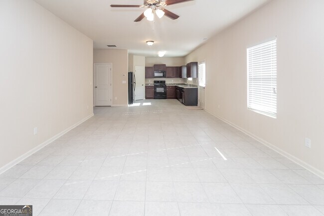 Foto del edificio - 355 Sunflower Ln