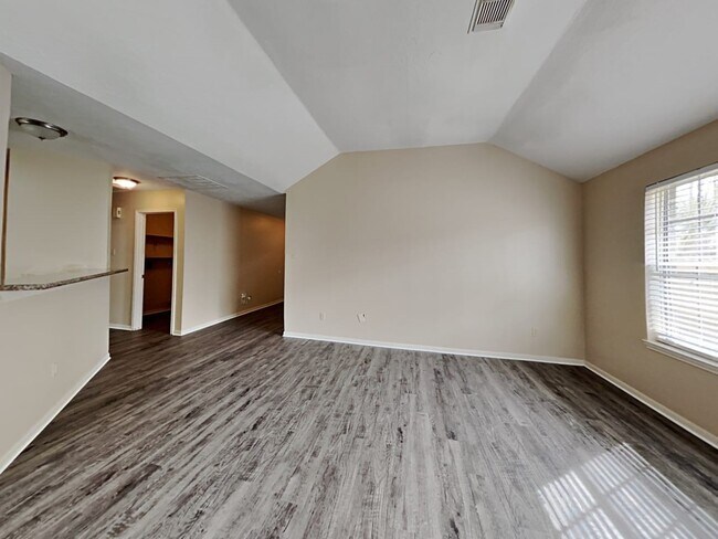 Foto del edificio - 4330 Spoonbill Dr