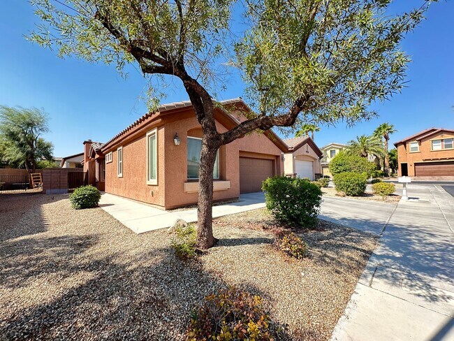 Building Photo - Warm Springs and Durango