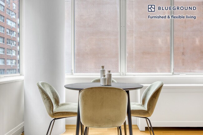 Foto del edificio - 420 E 54th St