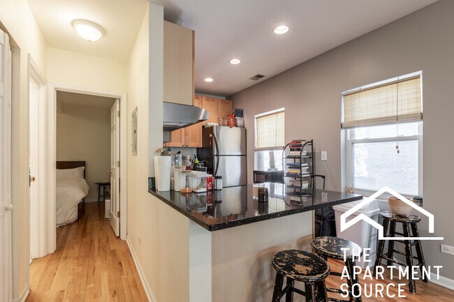 Foto del edificio - 906 N Wood St